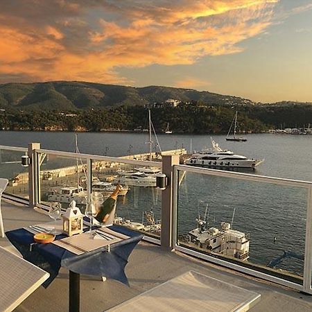 Hotel Belmare Порто-Аццурро Екстер'єр фото